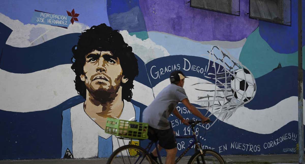 Mural de Maradona en Villa Ballester. /