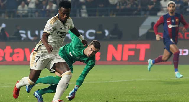 Vinicius: «Quiero hacerme una persona mejor. Yo no soy un santo»