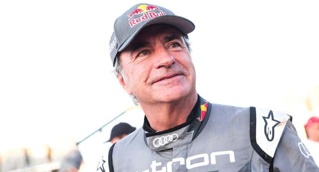 Carlos Sainz se refuerza en el Dakar: «Lucas ha hecho un gran trabajo; hay que seguir así»