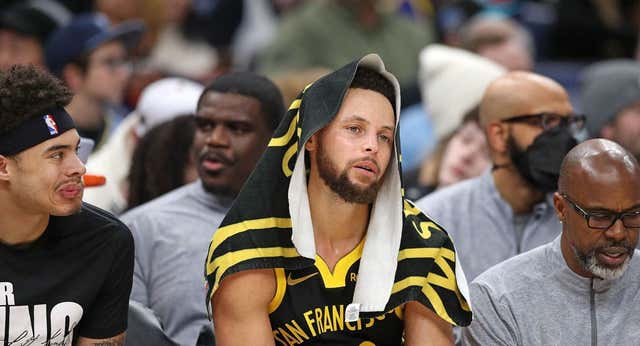 Los Warriors tocan fondo perdiendo ante unos Grizzlies sin cuatro titulares