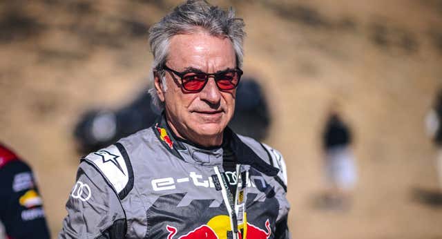 Carlos Sainz, tras ganar su cuarto Dakar a lo grande: «Cuando uno persigue sus sueños, aunque sean grandes, a veces se consiguen»