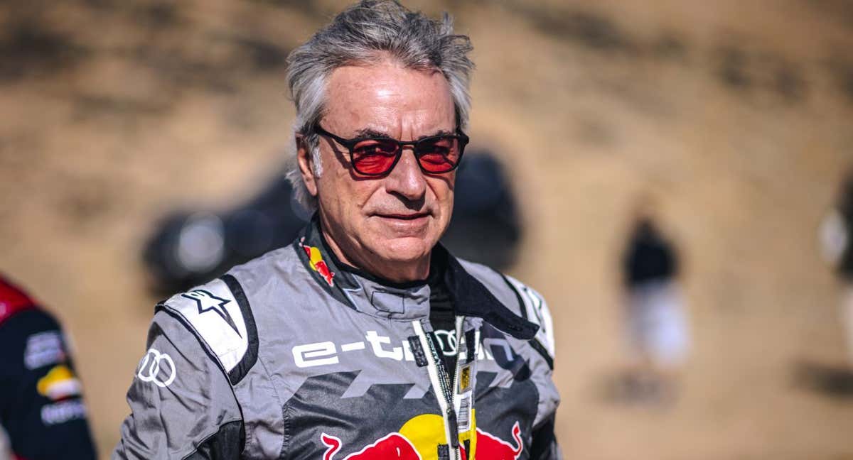 Carlos Sainz tras ganar el Dakar.