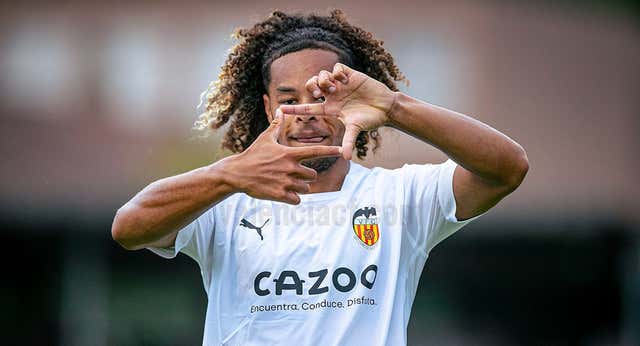 Koba Lein a un paso del Sporting de Portugal… Si Estoril acepta la oferta