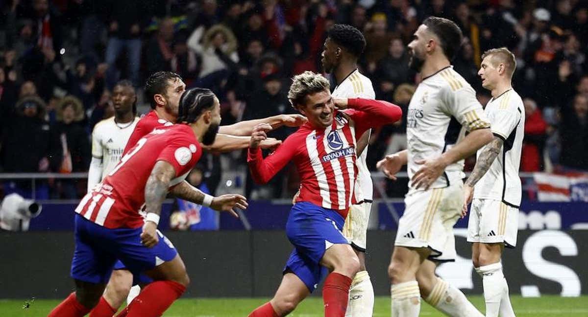 Griezmann celebra el tercer gol del Atlético ante el Real Madrid en Copa del Rey.