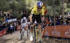 Van Aert gana la Copa del Mundo de Benidorm en una emocionante carrera llena de momentazos