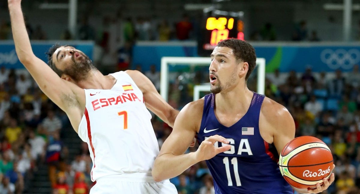 Klay Thompson, ante Juan Carlos Navarro.