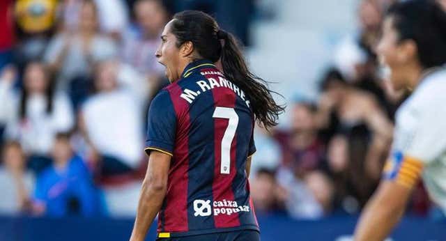 ¡Bombazo Mayra! El Chelsea paga una cifra récord y le pone un contratazo de cuatro años