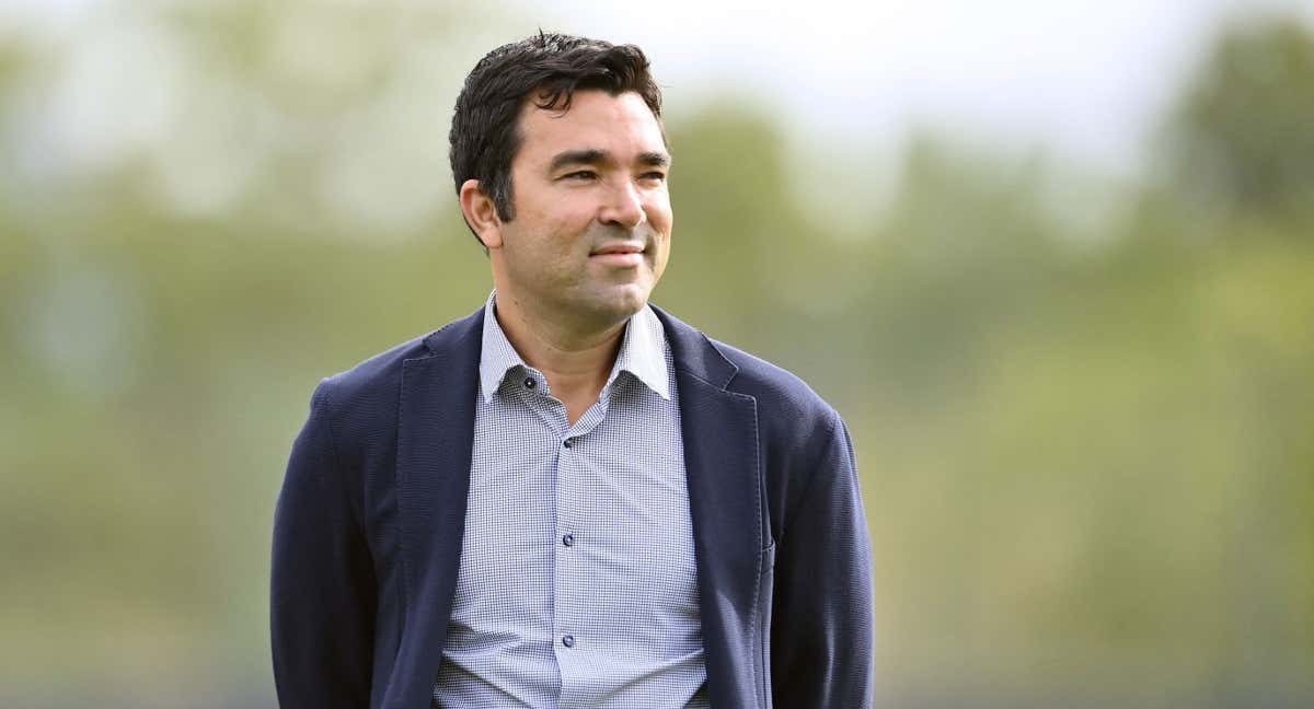 Deco, en uno de sus posados para el FC Barcelona. /FC Barcelona