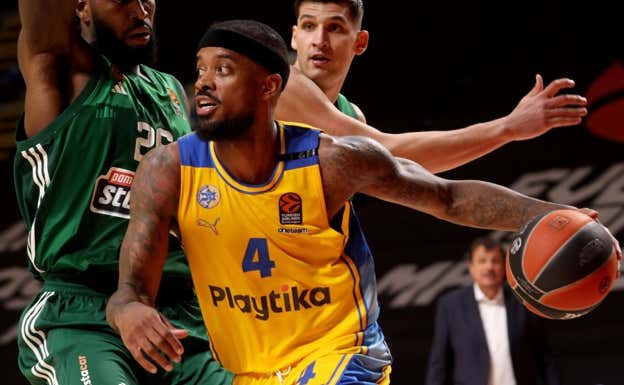 Lorenzo Brown en un partido esta temporada ante Panathinaikos. AFP