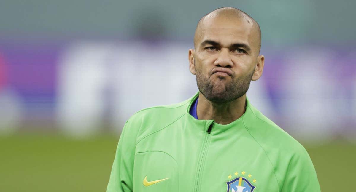 Dani Alves, en un partido con la selección brasileña de fútbol.