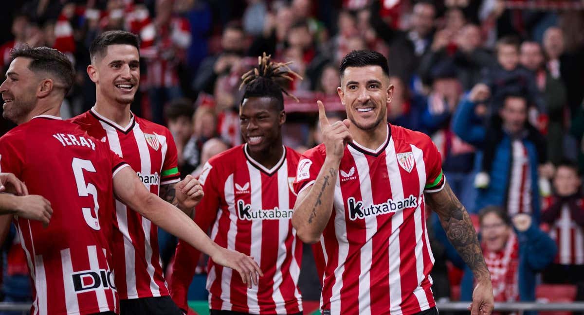 Yuri Berchiche celebra uno de los dos goles que le ha marcado al Mallorca. /EP