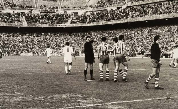 Ángel Franco Martínez en el partido Real Madrid - Real Sociedad en 1970. DOCUMENTACIÓN ABC