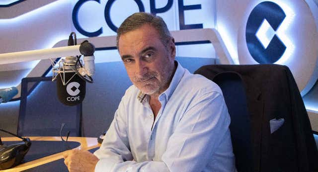 Jugadores en el VAR, Supercopa en España y «mimar» el fútbol femenino: los planes de Carlos Herrera para la RFEF