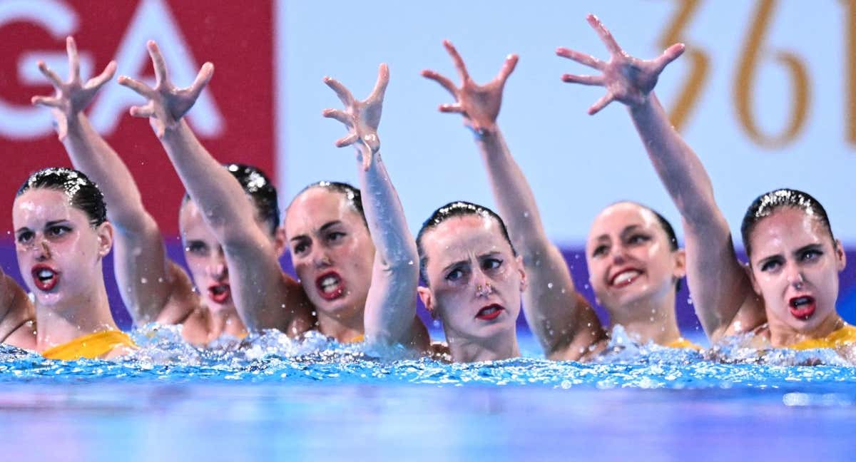 La Selección española de natación artística en los Mundiales de Doha. /AFP