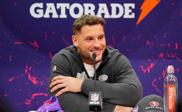 Nick Bosa en el Media Day de la Super Bowl. AFP