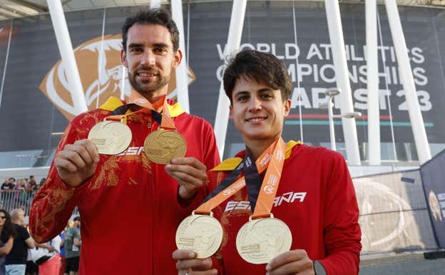 Álvaro Martín y María Pérez, bicampeones del mundo en Budapest, formarán el relevo mixto en París 2024. EFE