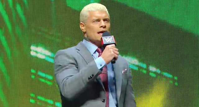 Cody Rhodes se retracta, elige a Roman Reigns y hace enfurecer a The Rock