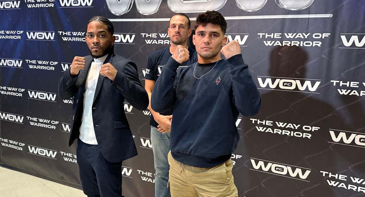 Gabriel Ramos, David Balarezo y Pepe Torres, posan tras la rueda de prensa oficial de WOW 12./