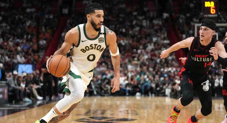 Jayson Tatum, durante el partido de Boston Celtis contra Miami Heat.