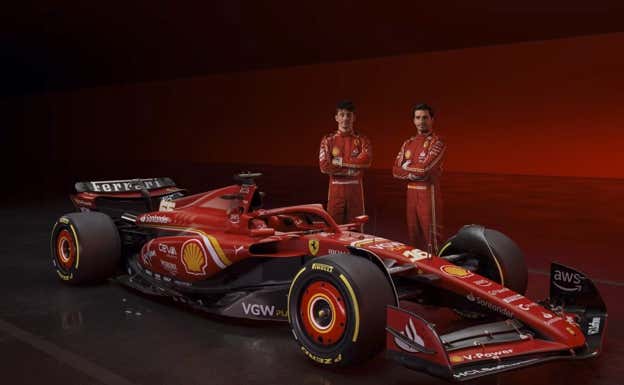 Charles Leclerc y Carlos Sainz, con el nuevo SF-24 para la Fórmula 1 2024.  Ferrari