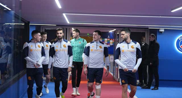 Mikel Oyarzabal sigue siendo la principal duda