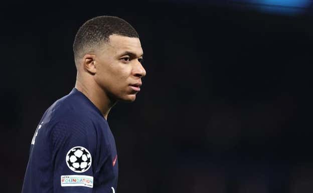 Mbappé, durante un partido del PSG. AFP