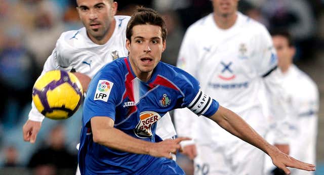 Manu del Moral, a las puertas de perder su récord: ‘Vi la otra cara del fútbol cuando tuve que jugar con un alza en las botas’