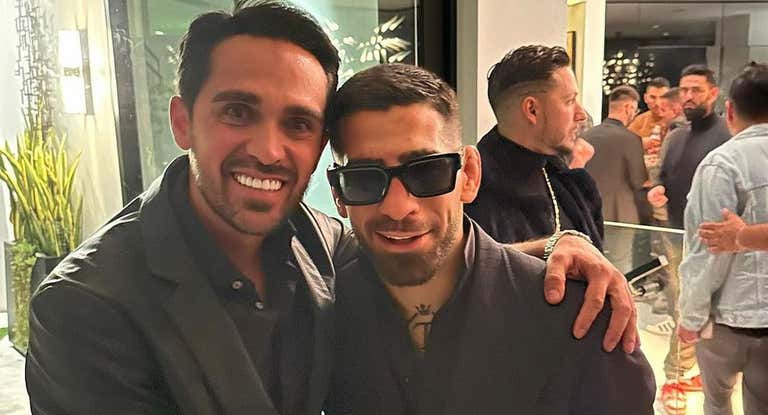 Alberto Contador e Ilia Topuria, juntos tras la victoria del hispanogeorgiano ante Volkanovski.
