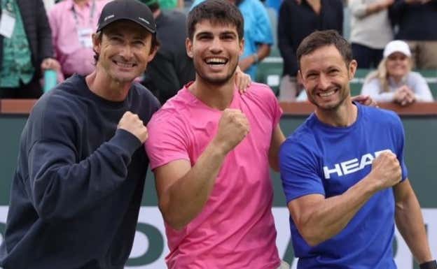 Ferrero, Alcaraz y el fisio Juanjo Moreno en Indian Wells 2023. Instagram/Carlos Alcaraz