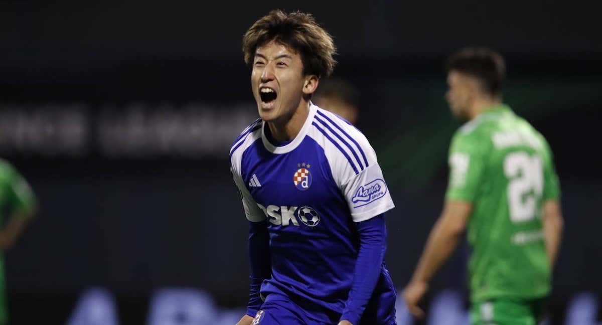 Kaneko celebra el gol que eliminó al Betis./EFE