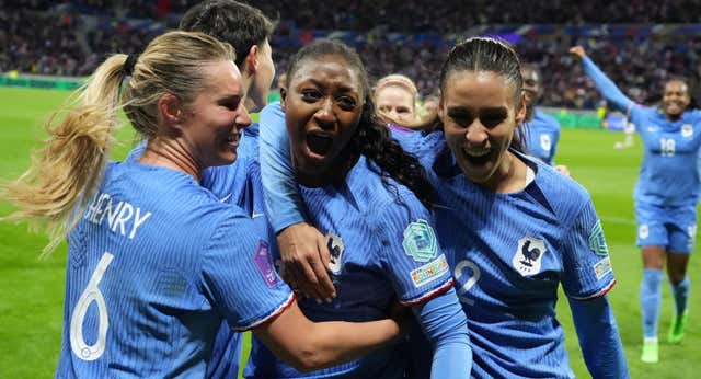 Una Francia «física» jugará su primera final oficial contra España: «Saben a lo que van»