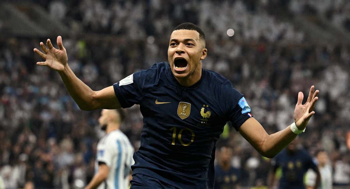 Mbappé tiene un palmarés envidiable con la Selección de Francia y el PSG. /REUTERS