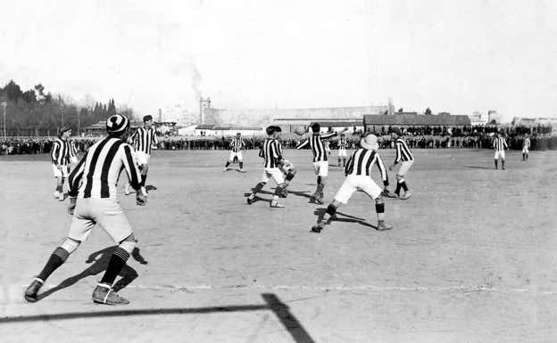 Imagen de un partido del Athletic Club Sucursal de Madrid. ARCHIVO ABC