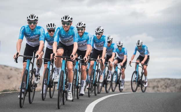 Imagen del nuevo equipo Decathlon. DECATHLON-AG2R LA MONDIALE