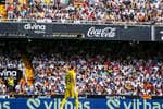 El Valencia tenía que dejar entrar a Netflix para que comprobaran la verdad: no es racista