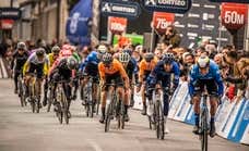 Qué maillots y bicicletas llevan los equipos profesionales de ciclismo en 2024