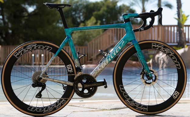 Biciclieta Wilier del equipo Astana para la temporada 2024. ASTANA