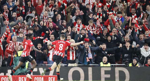 Lo que se van a encontrar Athletic y Atlético en San Mamés: «Eres como un gladiador a punto de salir al Coliseo, es imposible que no te afecte»