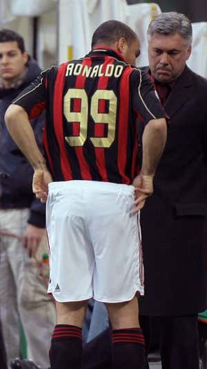 Ronaldo, con Ancelotti en el Milan.