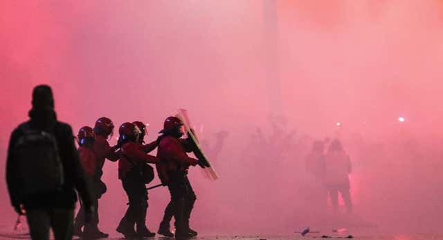 El Atlético anuncia en un durísimo comunicado que no venderá entradas a la afición del Athletic tras los incidentes en Bilbao