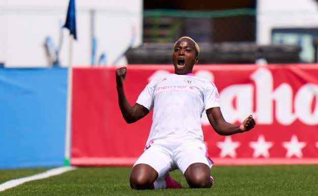 Racheal Kundananji celebrando un gol con el Madrid CFF.  MADRID CFF