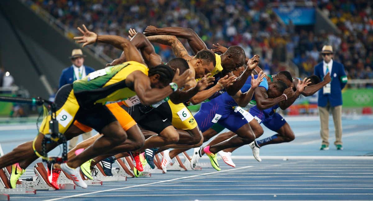 Salida de una carrera de atletismo. /EFE/EPA/YOAN VALAT