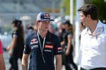 Los rumores sobre Max Verstappen y Mercedes rescatan una venganza por cumplir de Totto Wolf en la F1