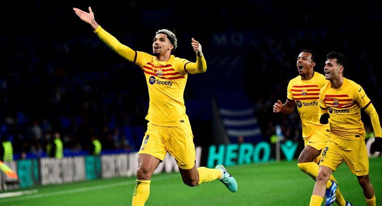 Araujo celebra el gol de la victoria ante la Real Sociedad.