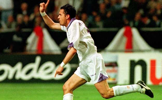 Pedja Mijatovic celebra el gol de la Séptima. Efe