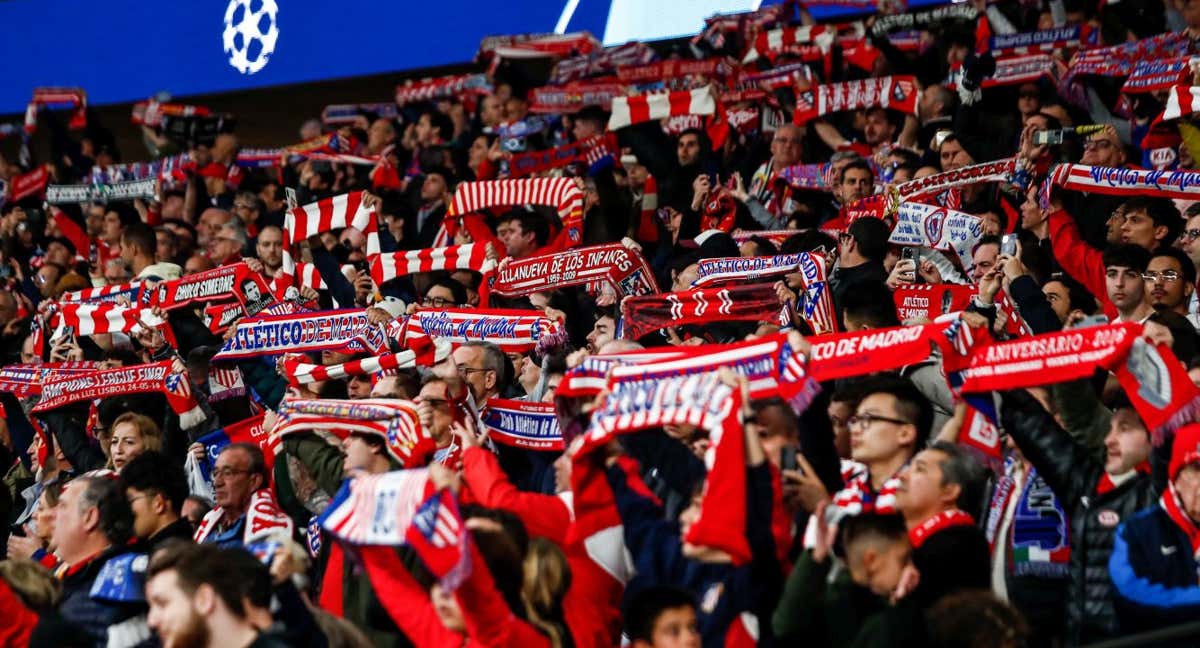 Aficionados del Atlético de Madrid, en el partido contra el Inter de Milán. /Europa Press