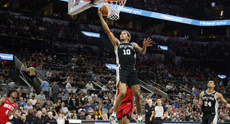 Jeremy Sochan, en un partido con los Spurs esta temporada.