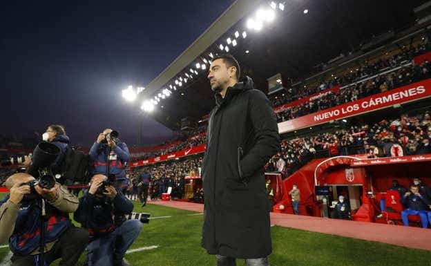 Xavi Hernández, en un partido en Granada.  AFP