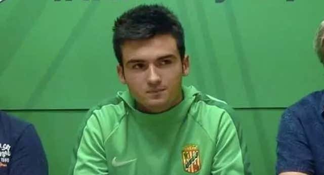 Una “brutal agresión” a un entrenador obliga a suspender un partido en Cataluña