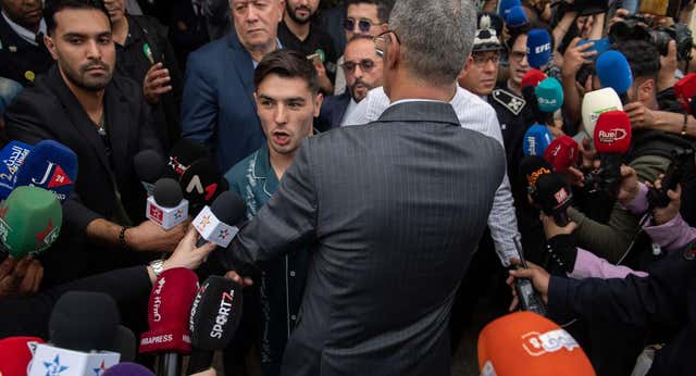 Delirio con Brahim entre si aprenderá árabe, qué comida le gusta y una declaración: “Soy uno más de vosotros”